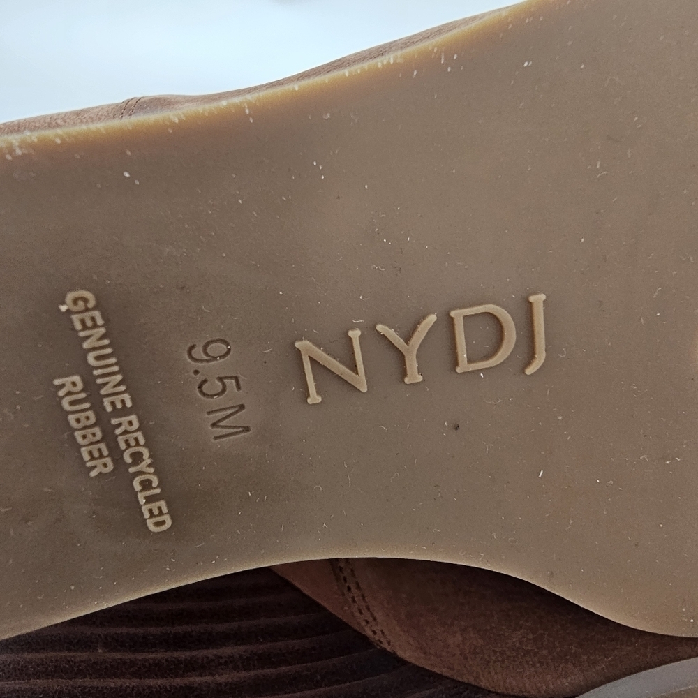 NYDJ Jessica Knee-High Wedge Boots Cognac Women’s NWOB Size 9.5 - Picture 3 of 13